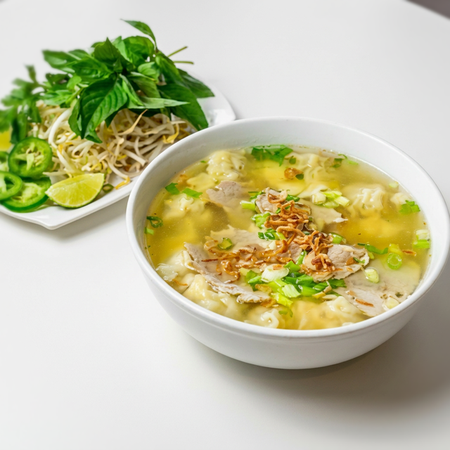 Wonton Noodle Soup (HT/Mi Hoành Thánh).